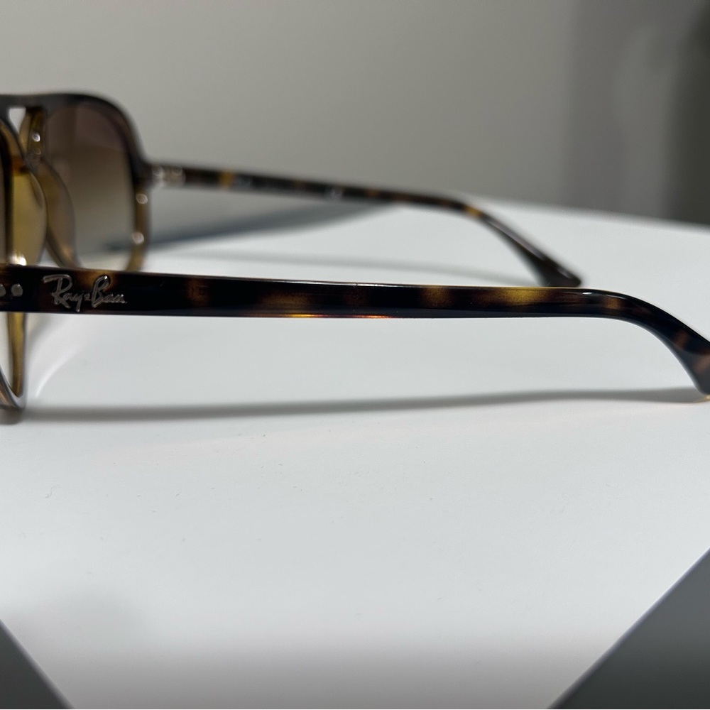 Ray-Ban Classic Light Havana clear gradient brown Sunglasses - Picture 5 of 8